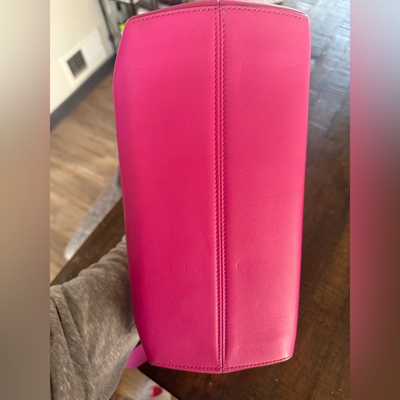 Fendi Vibrant Pink Crossbody Bag - Picture 9 of 11